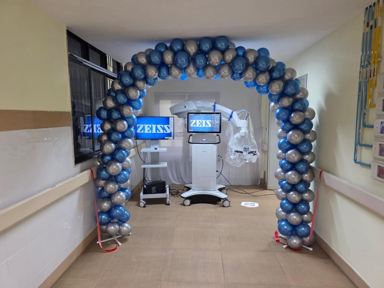 અંદાજીત રૂ.7 કરોડના ખર્ચે રાજ્યની સોલા (અમદાવાદ), ગાંધીનગર, ગોત્રી (વડોદરા), પાટણ, હિંમતનગર, જૂનાગઢ અને વલસાડની GMERS મેડિકલ હોસ્પિટલને હાઇએન્ડ માઇક્રોસ્કોપ મળ્યા