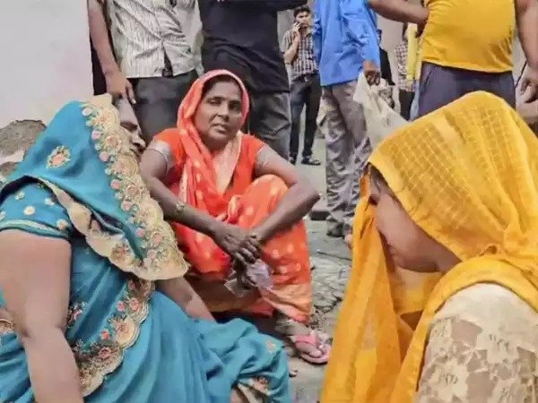 હાથરસ નાસભાગ મોત મામલે ન્યાયિક પંચે રિપોર્ટ દાખલ કર્યો, ભોલે બાબાને ક્લિનચીટ અપાઇ હોવાની સંભાવના