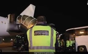 ટ્રમ્પના પગલે ચાલતા બ્રિટને પણ ગેરકાયદેસર રહેતા ઇમિગ્રન્ટસને દેશનિકાલ આપવાનું શરૂ કર્યું