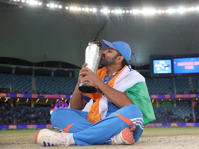 રોહિત શર્માએ રચ્યો ઈતિહાસ, આવું કરનાર વિશ્વનો પહેલો કેપ્ટન બન્યો, વિશ્વ ક્રિકેટને કરી દીધું આશ્ચર્ય