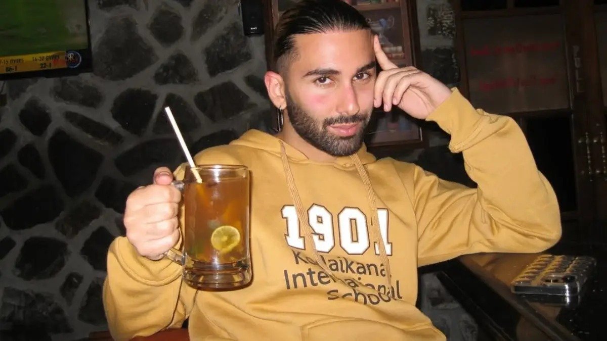 જમ્મુમાં ઓરી સહિત 8 લોકો સામે FIR દાખલ: માતા વૈષ્ણો દેવી બેઝ કેમ્પની હોટલમાં મિત્રો સાથે દારૂ પીધો!