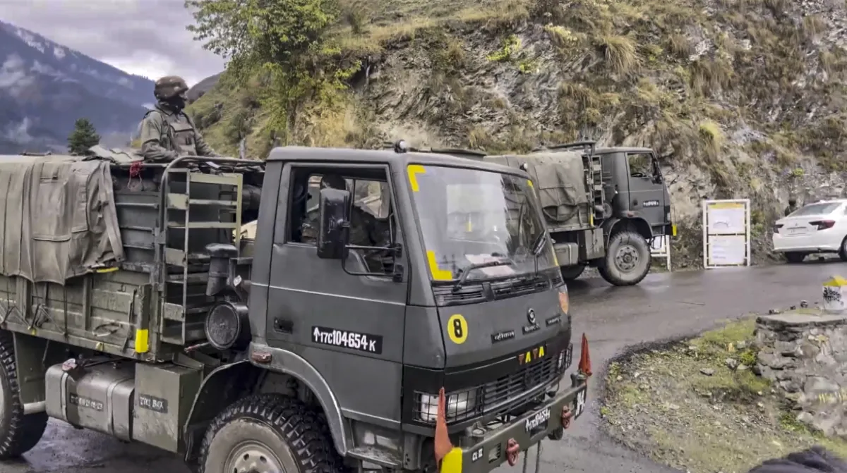 જમ્મુ-કાશ્મીરના કિશ્તવાડના છત્રુમાં એન્કાઉન્ટરમાં સુરક્ષા દળોને મોટી સફળતા મળી, ત્રણ આતંકવાદીઓ ઠાર, ઓપરેશન ચાલુ