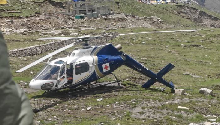 કેદારનાથમાં એર એમ્બ્યુલન્સ ક્રેશ, હેલિકોપ્ટરના ઇમરજન્સી લેન્ડિંગ દરમિયાન ઘટી દુર્ઘટના; જુઓ વીડિયો