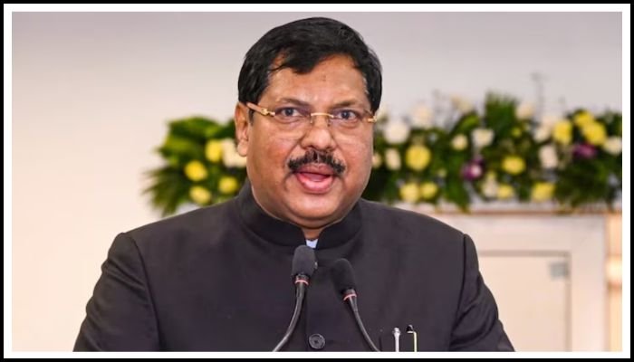 વકીલે સુપ્રીમ કોર્ટના ચીફ જસ્ટિસ બીઆર ગવઈ પર જૂતું ફેંકવાનો કર્યો પ્રયાસ, જાણો શું છે મામલો