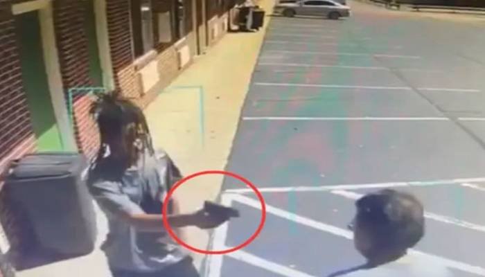 અમેરિકામાં ગુજરાતીની ગોળી મારી કરૂણ હત્યા, પોલીસ અધિકારી અને મહિલા પણ ઘાયલ