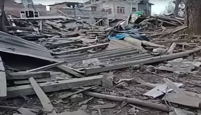 દિલ્હી બ્લાસ્ટ કેસમાં મોટી કાર્યવાહી: સુરક્ષા દળોએ મુખ્ય આરોપી ઉમર નબીનું ઘર ઉડાવી દીધું, જાણો વિગત