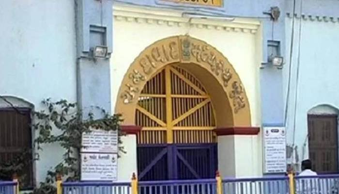 અમદાવાદ : સાબરમતી સેન્ટ્રલ જેલમાં આતંકી અહમદ સૈયદ પર કેદીઓનો હુમલો, જાણો વિગત