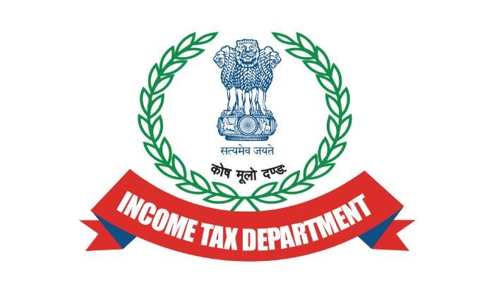 સુરત–નવસારીમાં IT વિભાગની મોટી કાર્યવાહી: વારી સોલાર સહિત 25 સ્થળે દરોડા, જાણો વિગત