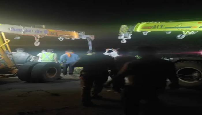 ઇન્દોરના ભેરુઘાટમાં ગમખ્વાર અકસ્માત : બસ અને કાર ખીણમાં પડી, 3 ના મોત