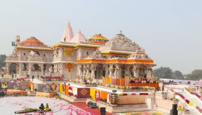 અયોધ્યામાં રામલલાનો અભિષેક: સંરક્ષણ પ્રધાન રાજનાથ સિંહ અને સીએમ યોગી હાજર રહેશે