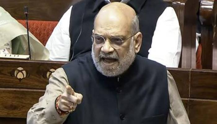 લોકસભામાં જોરદાર હોબાળો, અમિત શાહ-રાહુલ ગાંધી વચ્ચે વોકઆઉટ અને તર્ક વિવાદ