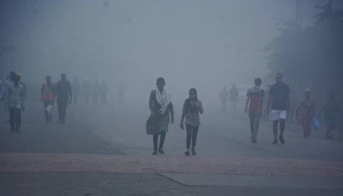 પર્વતોમાં હિમવર્ષાથી મેદાનોમાં ઠંડક, ગાઢ ધુમ્મસ અને શીત લહેરે જનજીવન ખોરવ્યું