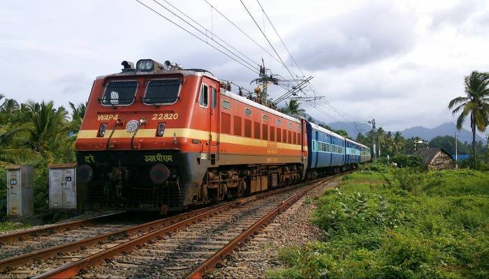 રેલવેમાં સરકારી નોકરીની તક: 22,000થી વધુ નવી જગ્યાઓ પર ભરતીને મંજૂરી