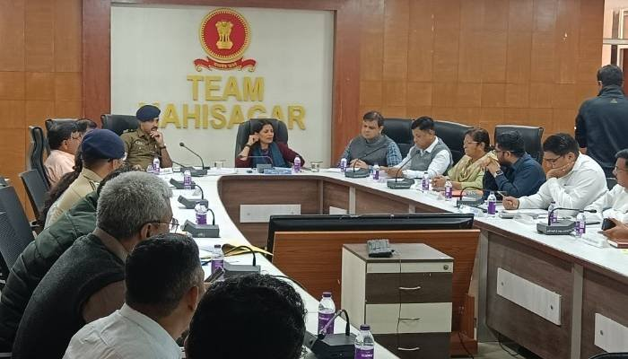 મહીસાગર: કલેક્ટર અર્પિત સાગરના અધ્યક્ષસ્થાને જિલ્લા સંકલન અને ફરિયાદ સમિતિની બેઠક યોજાઈ