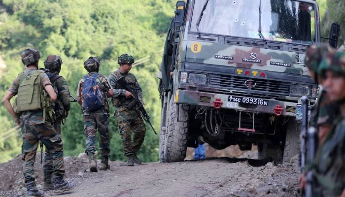 ડોડામાં સેનાનું વાહન ખીણમાં ખાબક્યું: 10 જવાન શહીદ, 7 ઘાયલ