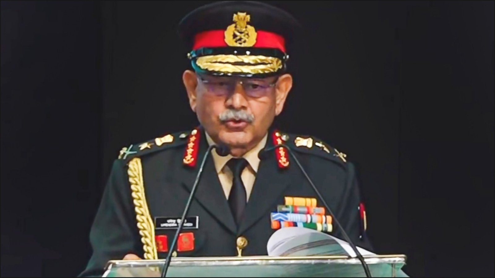 આર્મી ચીફે પાકિસ્તાનને આપી ચેતવણી, કહ્યું, ‘8 આતંકવાદી કેમ્પ હજુ પણ સક્રિય