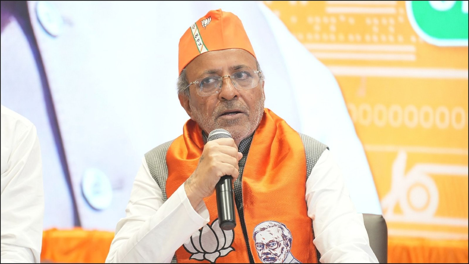 ઉત્તરાયણ પર્વ દરમિયાન રાજ્યમાં પતંગની દોરીથી ઘાયલ થયેલ 14 હજારથી વધુ પક્ષીઓને મળ્યું જીવનદાન, જાણો વનમંત્રીએ શું કહ્યું