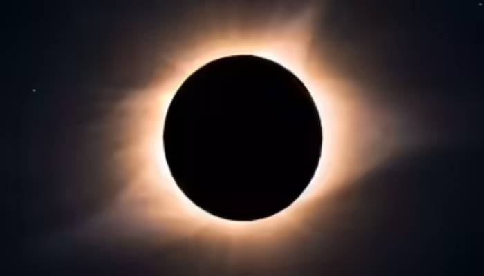 વર્ષ 2026નું પહેલું સૂર્યગ્રહણ 17 ફેબ્રુઆરી: સમય, રૂપરેખા અને સૂતકની માહિતી