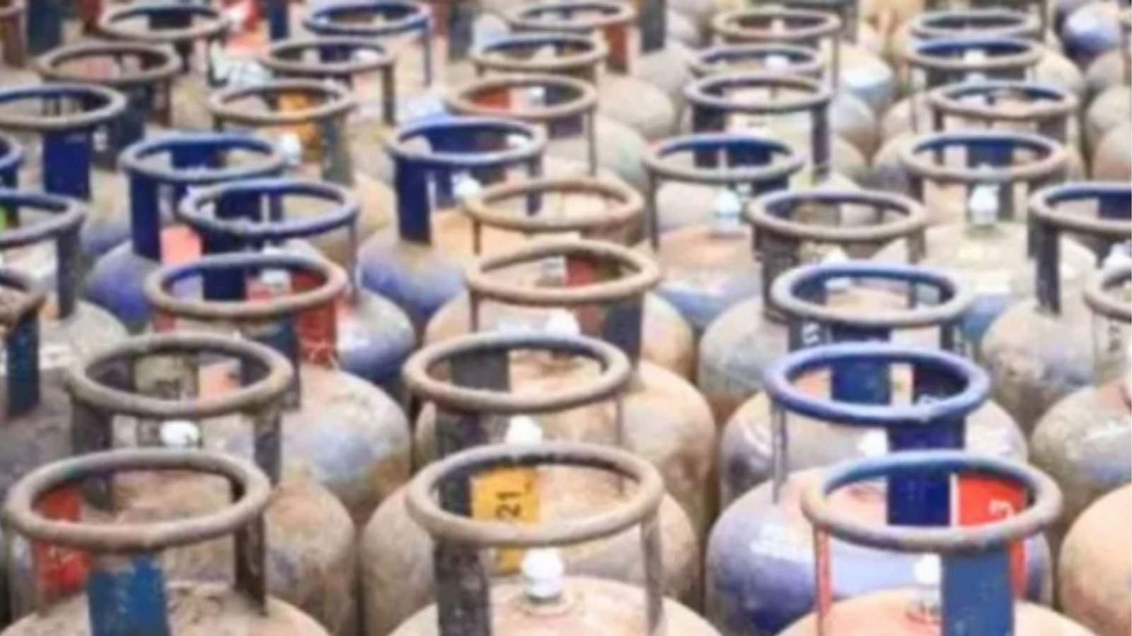 કોમર્શિયલ ગેસ સિલિન્ડર અંગે સરકારનો મોટો નિર્ણય, રાજ્યોને મળશે 10 ટકા વધારાનો LPG ક્વોટા