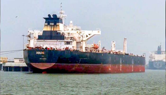 ઈરાને હોર્મુઝ સ્ટ્રેઈટ ફરી બંધ કરી, શાંતિ મંત્રણામાં ભાગ લેવાની શક્યતા ઓછી