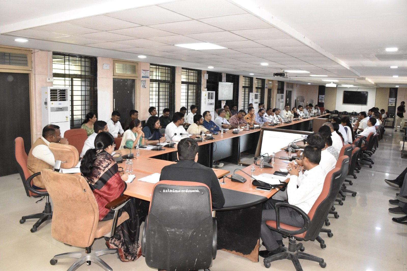 111-ઉમરેઠ વિધાનસભા બેઠકની પેટાચૂંટણી માટે આજે 3 ઉમેદવારોએ 6 નામાંકન પત્રો ભર્યા