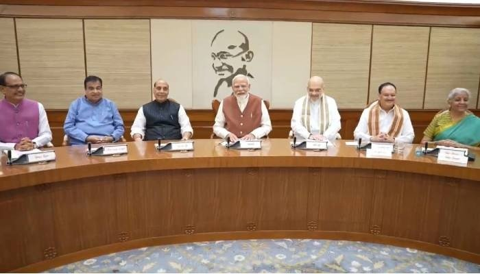 કેન્દ્રનો ઐતિહાસિક નિર્ણય: ‘વંદે માતરમ્’ને રાષ્ટ્રગીત જેટલો દરજ્જો, અપમાન કરનારને કાયદેસર સજા
