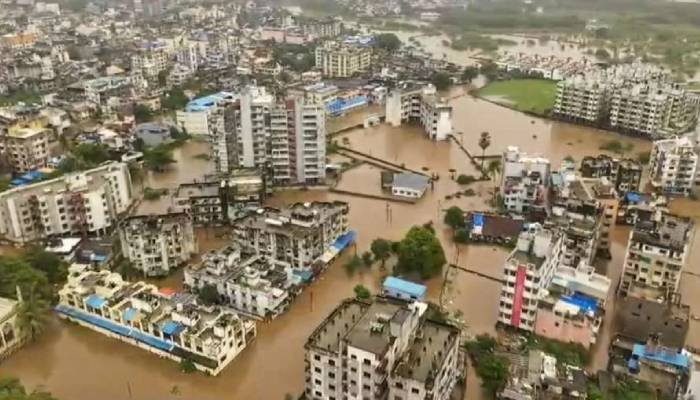 ગુજરાતમાં 40,500 લોકોનું સ્થળાંતર, 1,100 રસ્તા બંધ; 2,637 લોકોનું રેસ્ક્યુ