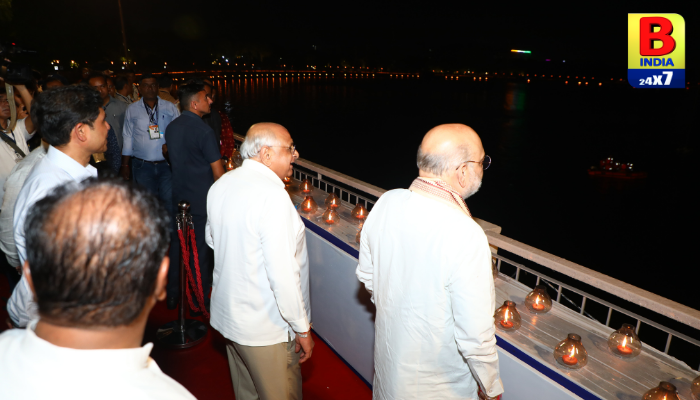 Ahmedabad  : કાંકરિયા 1.25 લાખ દીવડાઓથી ઝળહળ્યું: અમિત શાહ અને મુખ્યમંત્રી ભૂપેન્દ્ર પટેલે નિહાળ્યો દીપોત્સવ Elite Glow