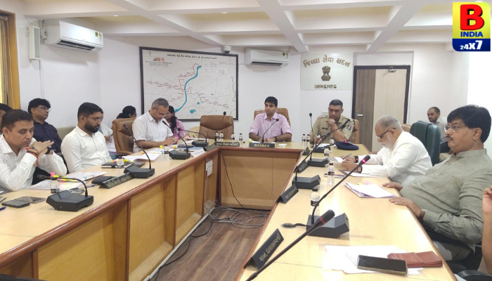 Ahmedabad જિલ્લા સંકલન સમિતિની બેઠક યોજાઈ, વિવિધ પ્રશ્નોના ત્વરિત ઉકેલ માટે કલેક્ટરની સૂચના Problem Shift   2026