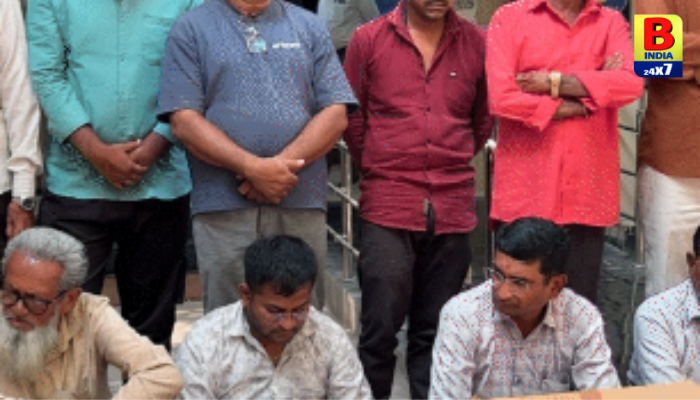 Rajkot : રાજકોટ જિલ્લામાંથી 17 નકલી ડોક્ટર ઝડપાયા… Exposed