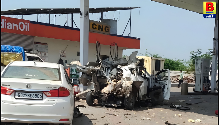 Karjan NH-48  : કારમાં CNG ભરતાં સમયે જ સિલિન્ડર બ્લાસ્ટ… Tragedy
