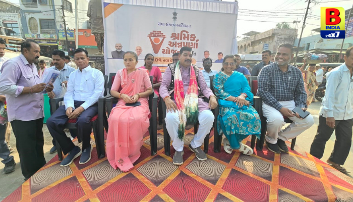 Shramik Annapurna Yojana Expands In Mahisagar’s Santrampur 2026: સંતરામપુરમાં શ્રમિક અન્નપૂર્ણા યોજનાનો પ્રારંભ..